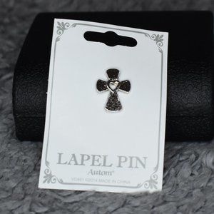 🔥 3/$15 NWT Autom Silver Cross with a Heart Lapel Pin